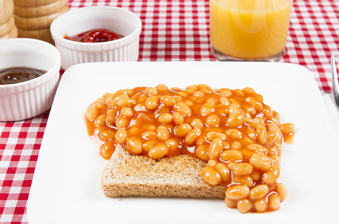 bigstock-Beans-and-poached-egg-on-toast-76193615