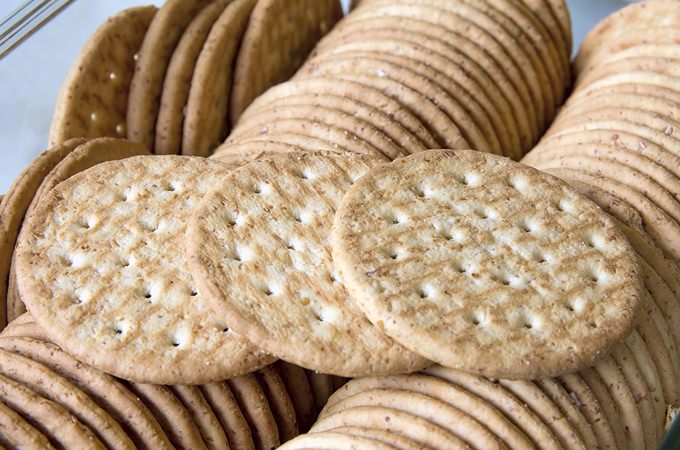 Whole wheat crackers