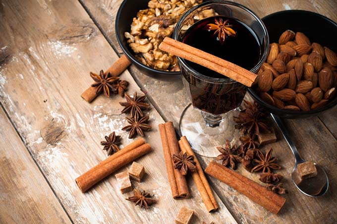 bigstock-Hot-Mulled-Wine-Spices-And-Nu-51524908