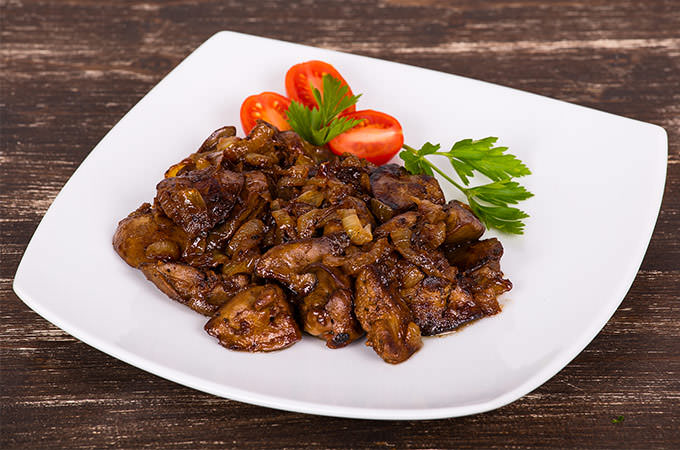 bigstock-Chicken-Livers-In-A-Creamy-Sau-68433376