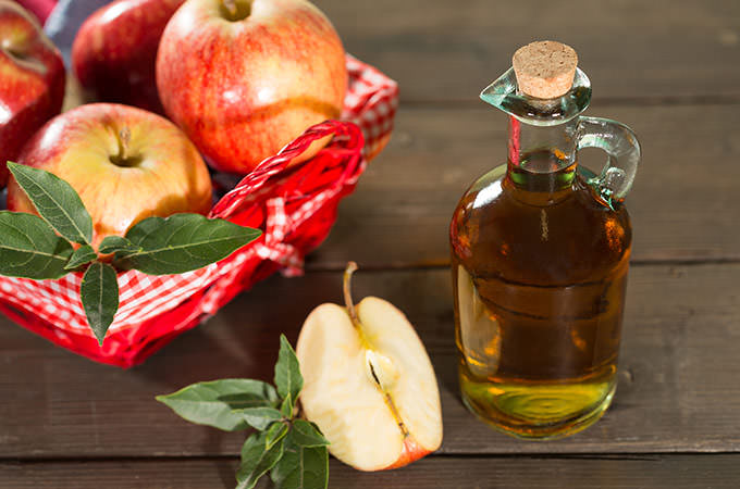 bigstock-Apple-Cider-Vinegar-87229175